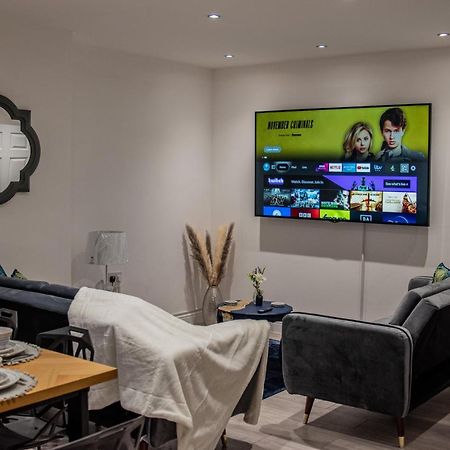 Bv Comfy Spacious 3 Bedroom House At Tatton Street Manchester Exteriér fotografie