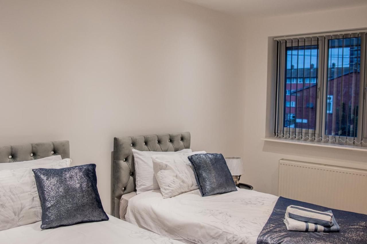 Bv Comfy Spacious 3 Bedroom House At Tatton Street Manchester Exteriér fotografie