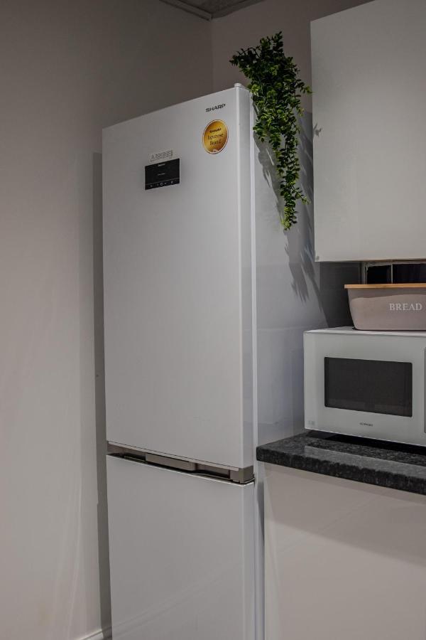 Bv Comfy Spacious 3 Bedroom House At Tatton Street Manchester Exteriér fotografie